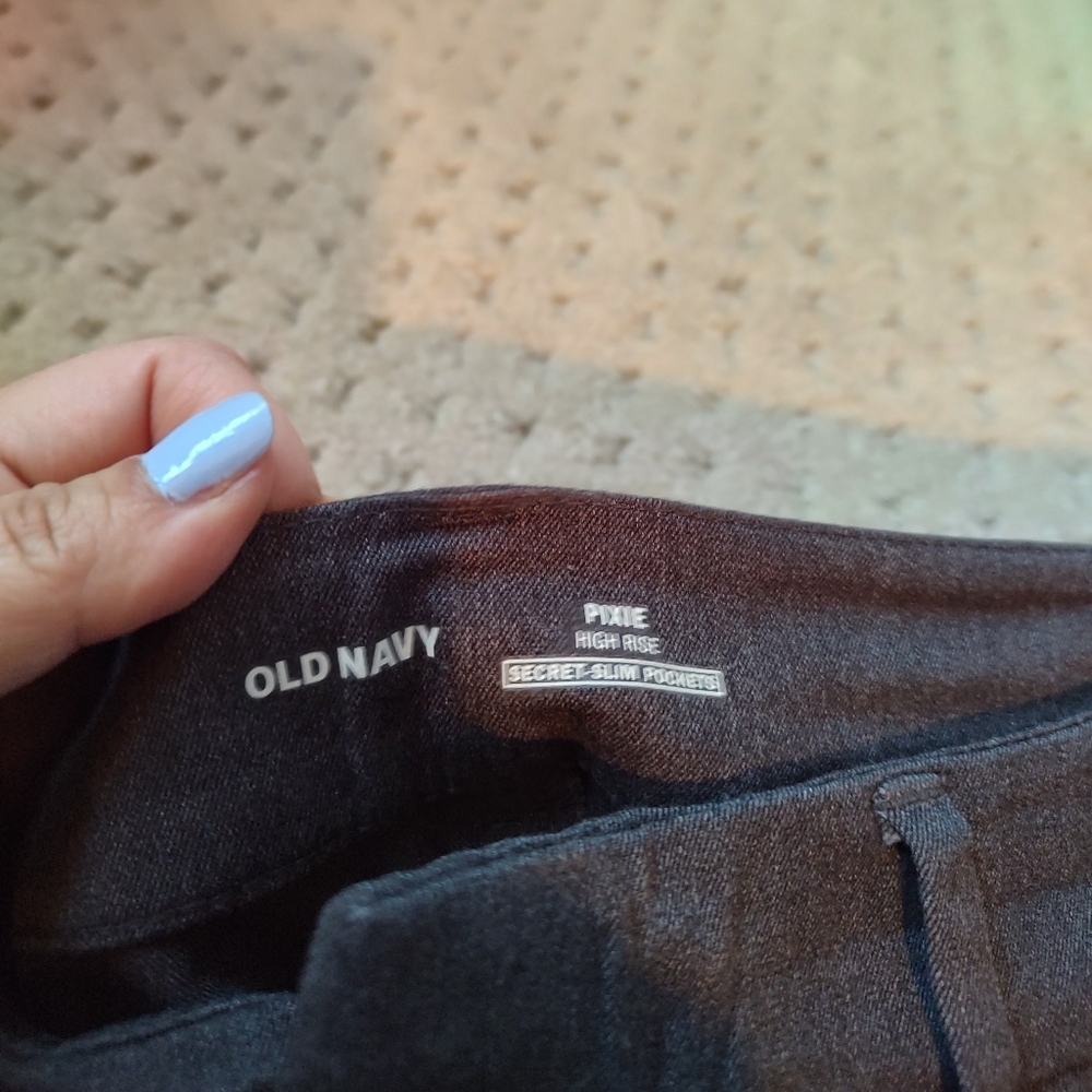 Old Navy Ankle Pixie Pants - image 2